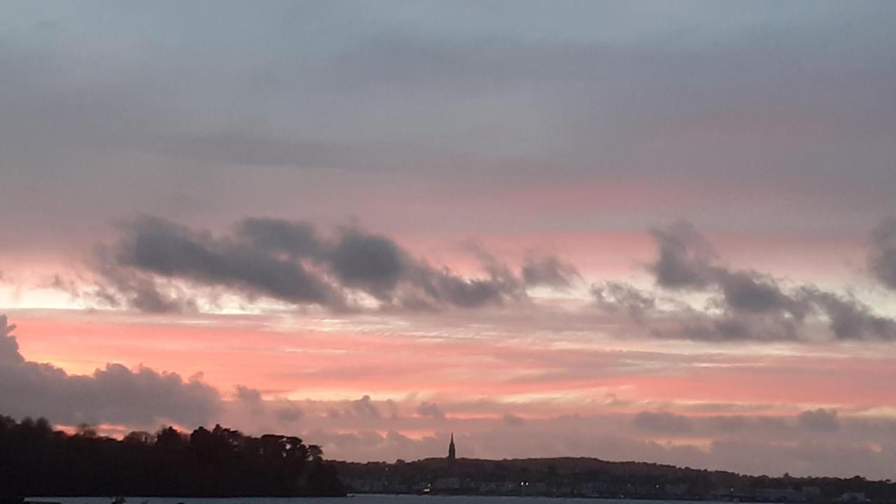 L'Appart Du Ris Douarnenez Bagian luar foto